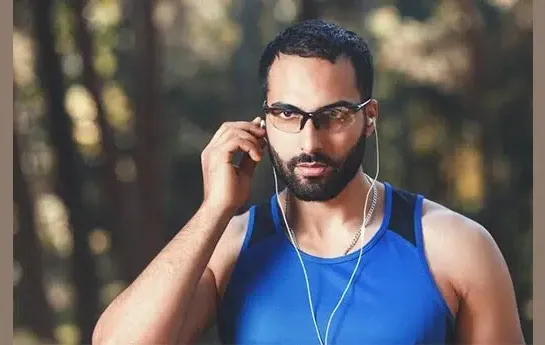 عینک طبی ورزشی | نقش کلیدی در دقت بینایی ورزشکاران