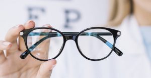 ویژگی‌های انواع فریم عینک
